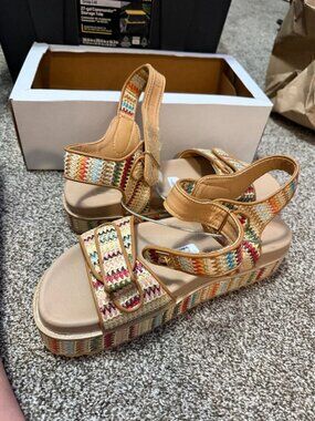 Sonoma Colorblock Strap Sandals Size 10